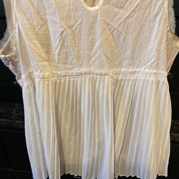 American Eagle XL crotchet and flowy sleeveless top - Picture 5 of 6